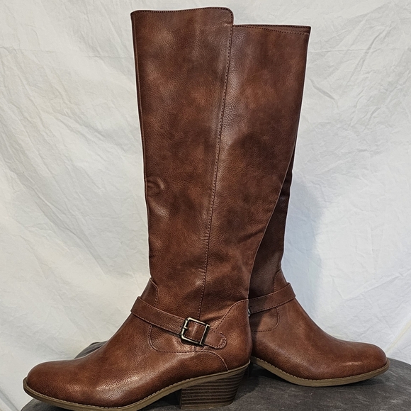 *NWOT Frye Rich Brown Stacked Heel Boots - Picture 3 of 15